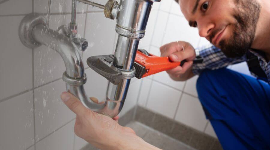Expert burst pipe repair services in Barling, AR